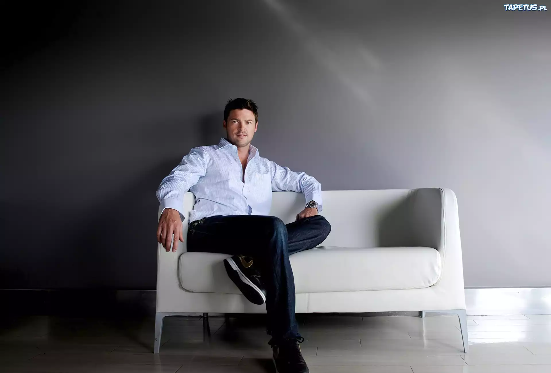 Karl Urban