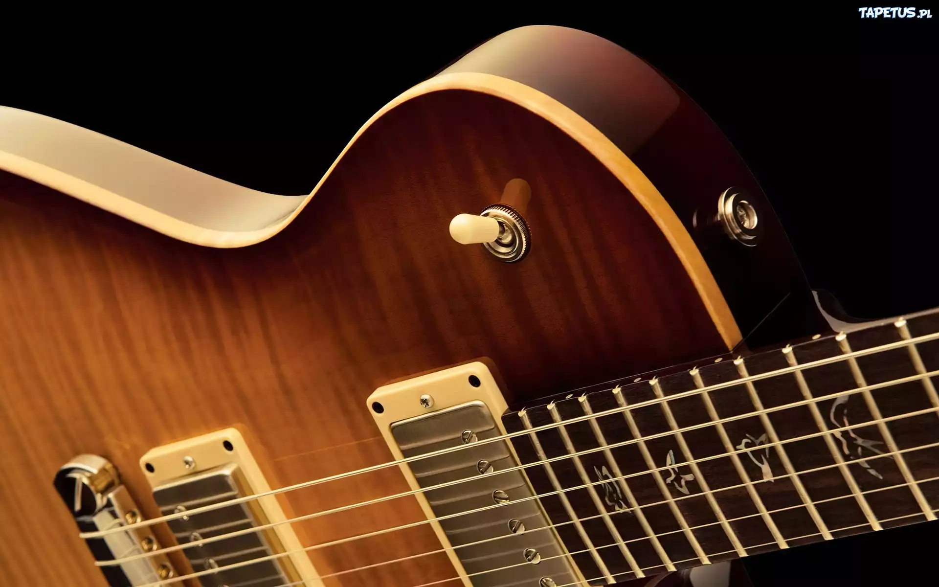 Brązowa, Gitara