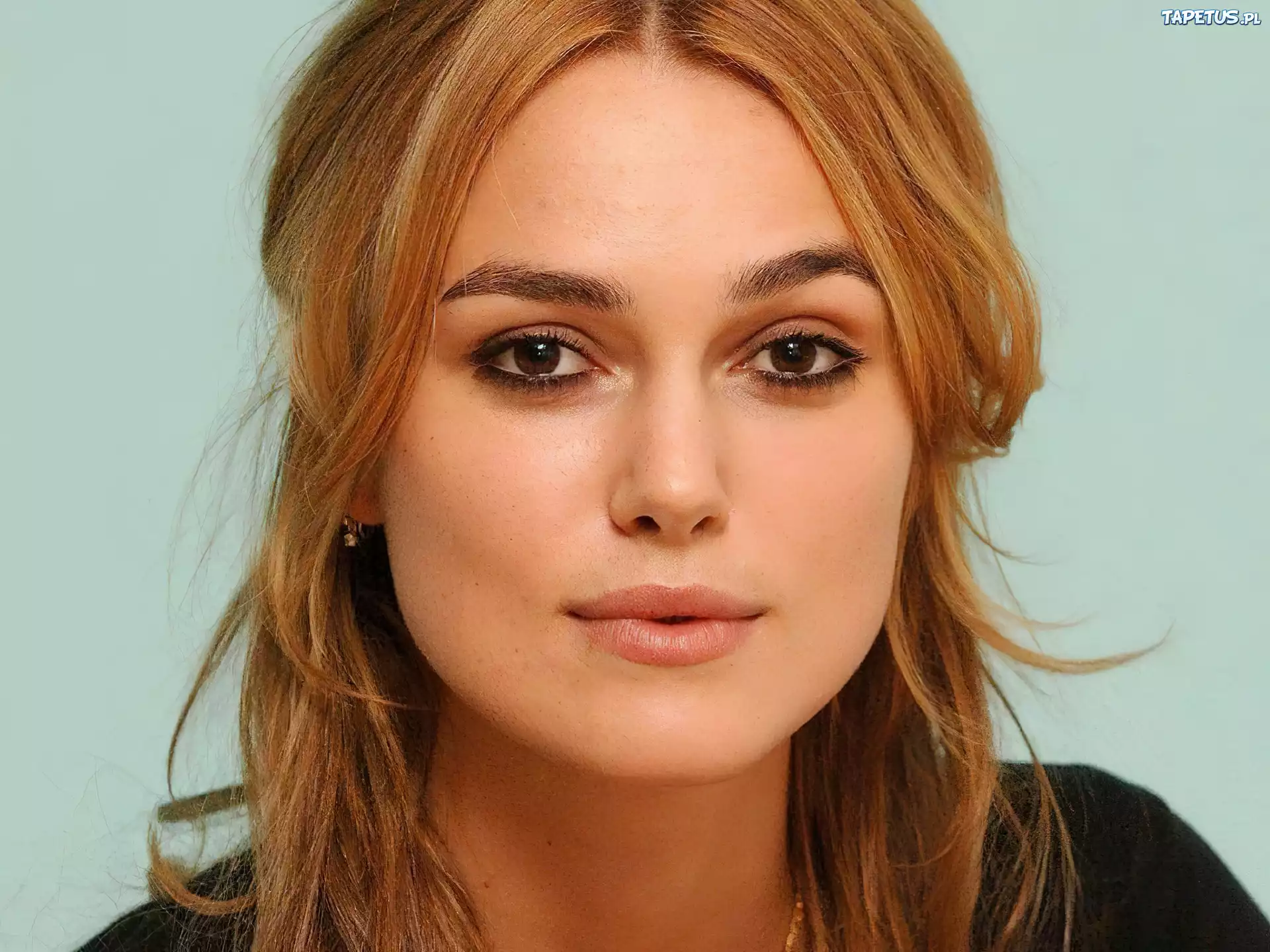buzia, Keira Knightley