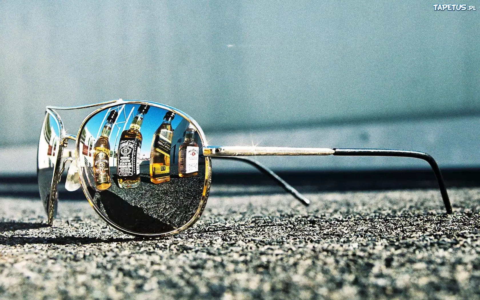 Okulary, Odbicie, Butelek