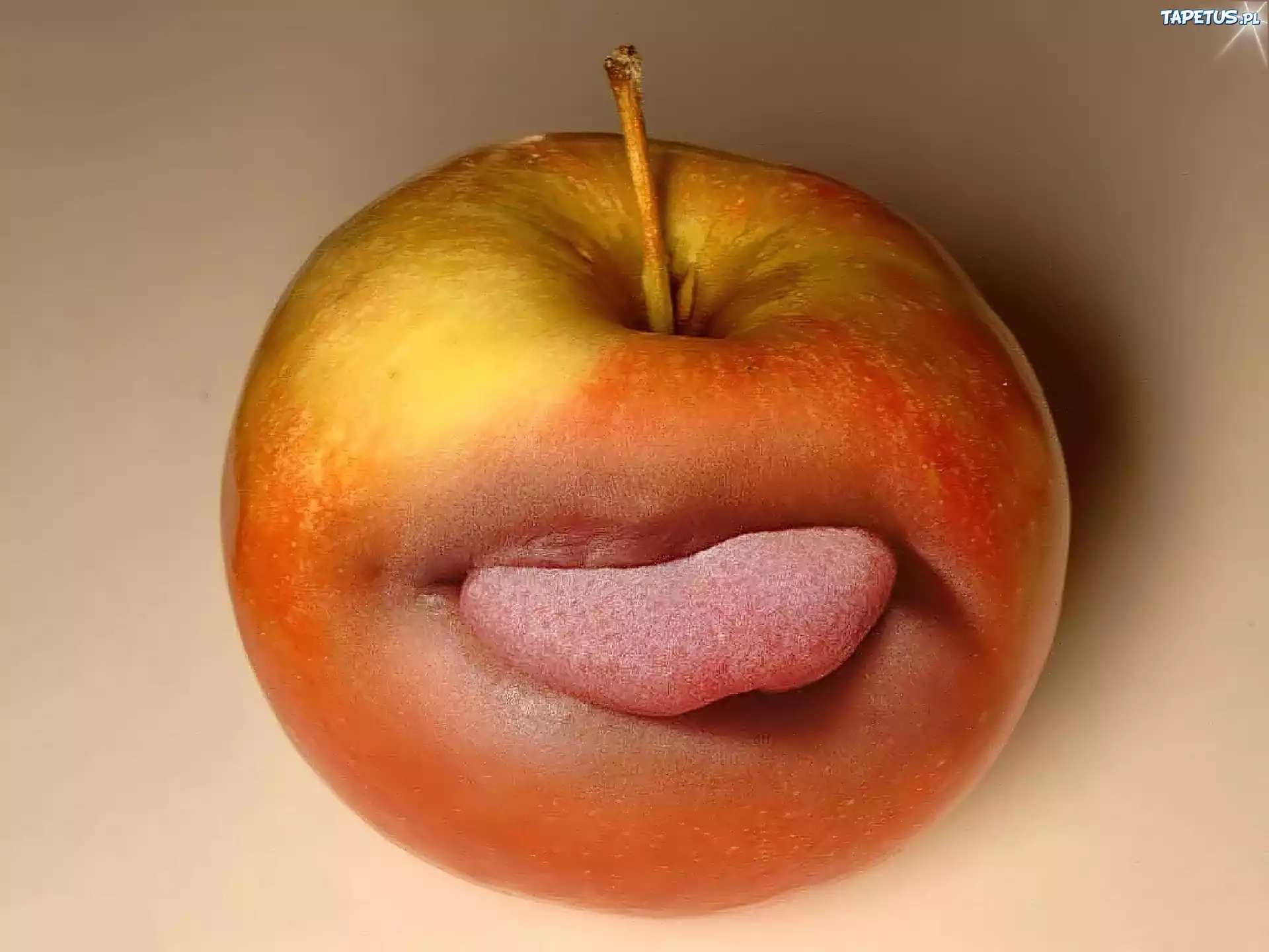 Глупое яблоко. Смешное яблоко. Смешной персик. Яблоко прикол. Ябокосмешное.