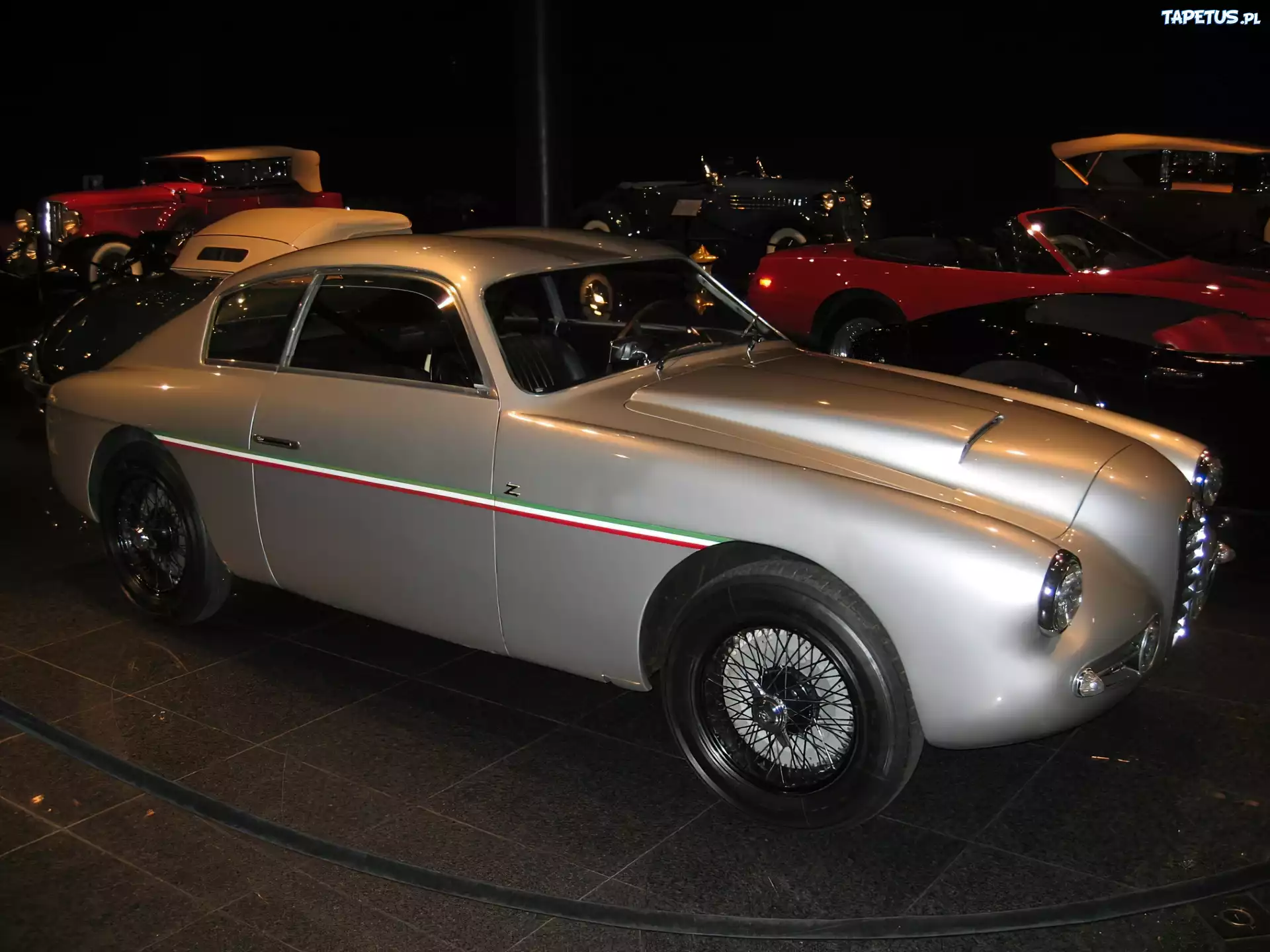 Alfa Romeo,koło , maska