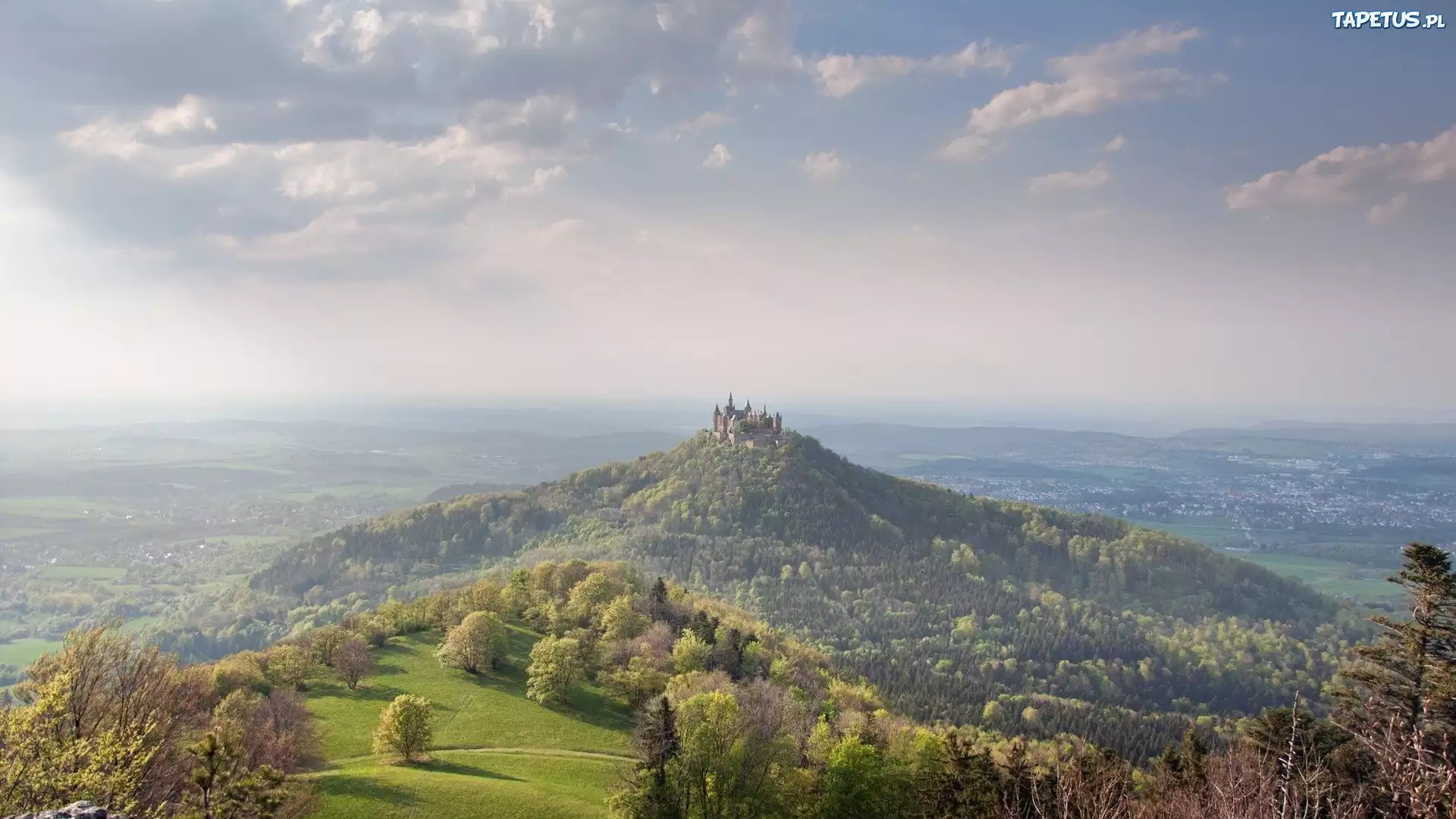 Zamek, Wzgórze