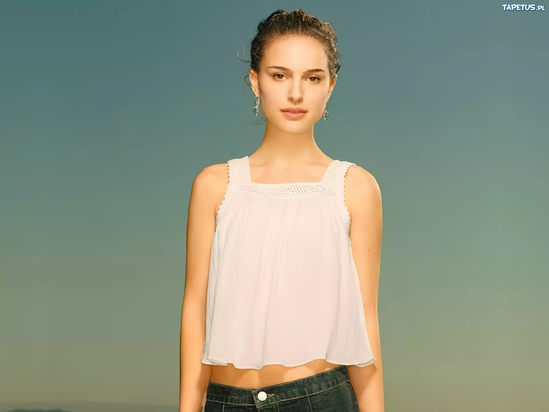 Natalie Portman, Biała Bluzka