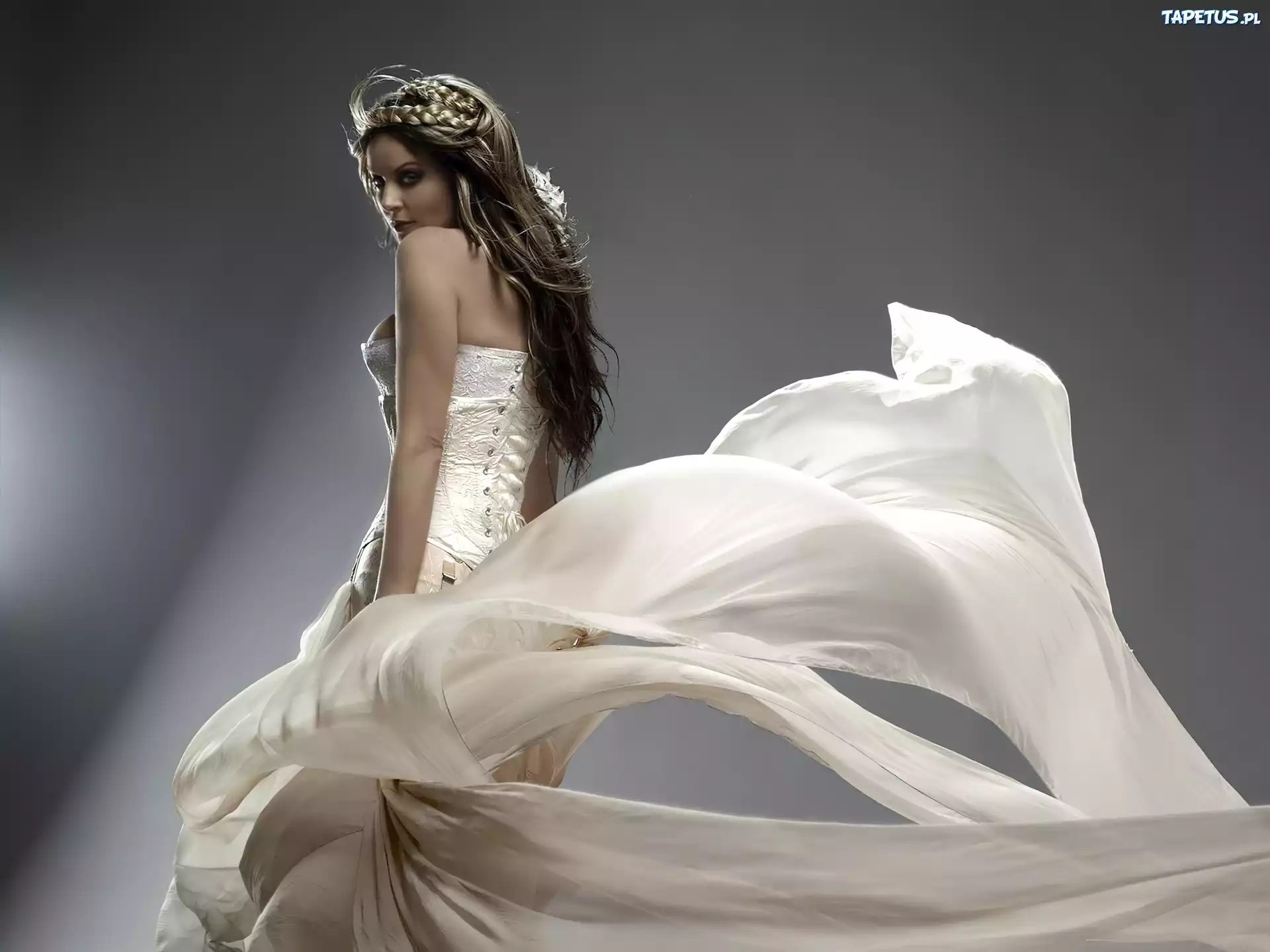 Sarah Brightman, Suknia, Ślubna