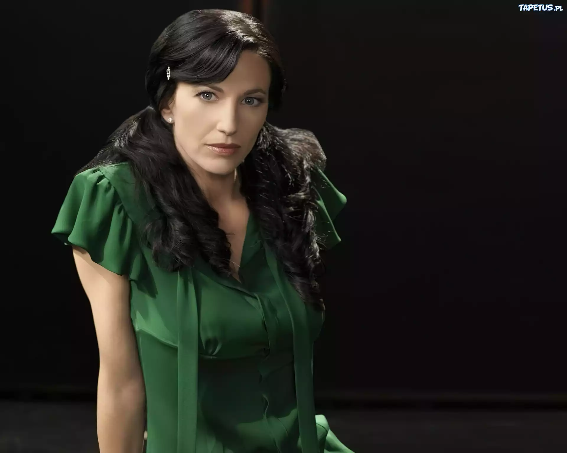 Claudia Black, Brunetka, Długie, Włosy
