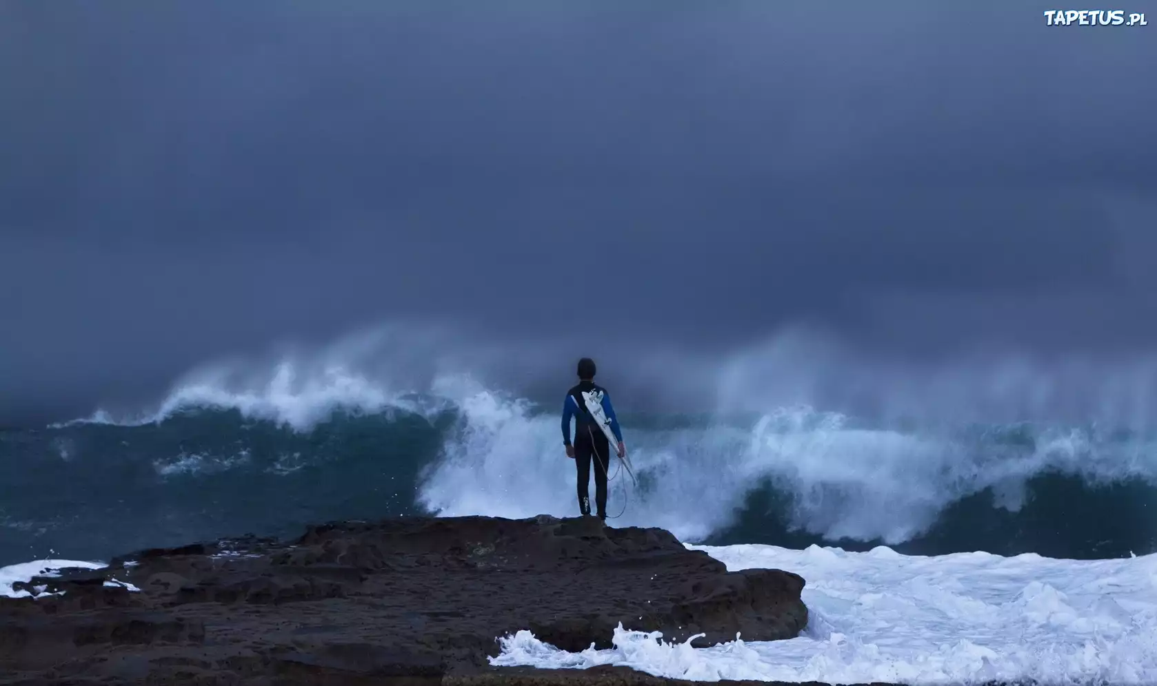 Surfer, Fala