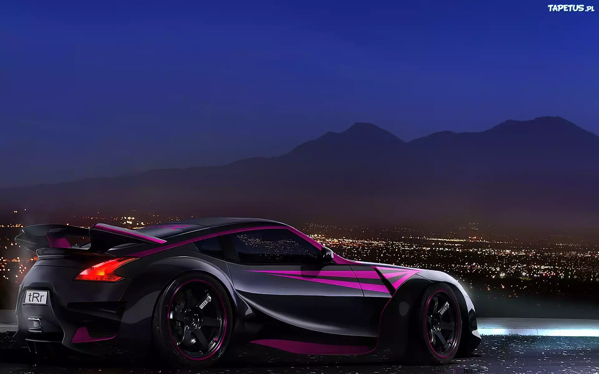 Nissan 370Z, Sport