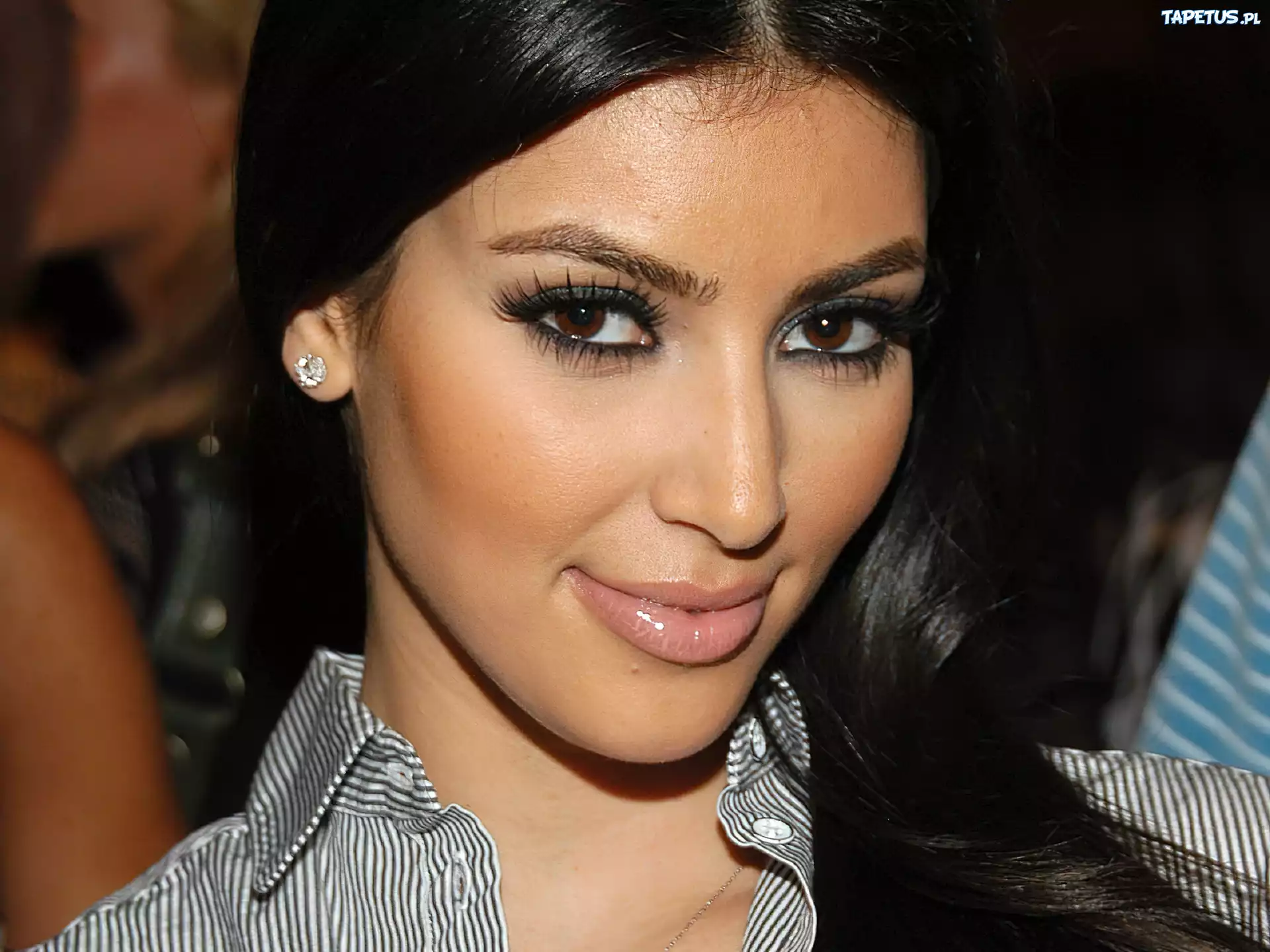 Kim Kardashian, Kobieta,usta