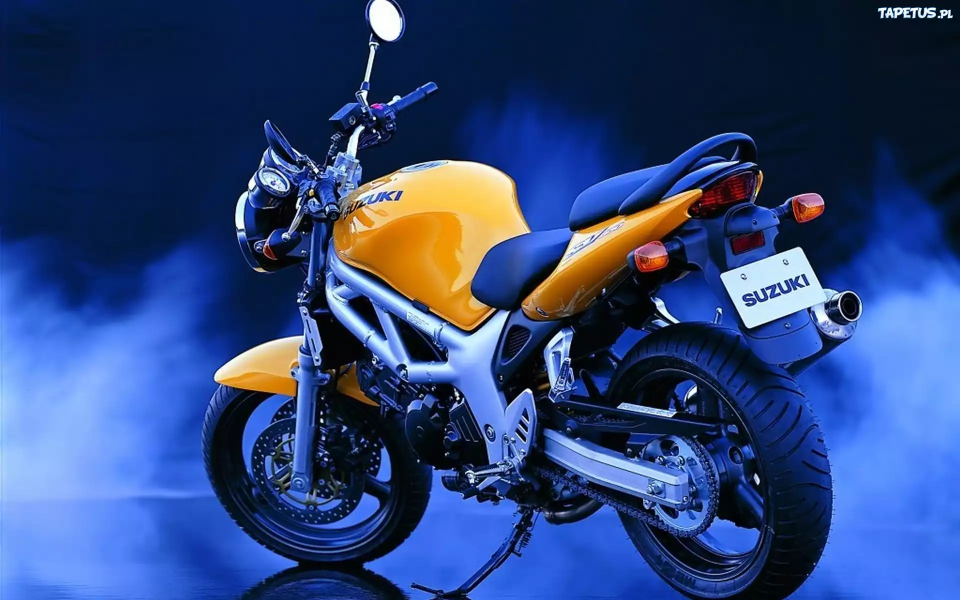 Motory Suzuki,kierownica,lusterka,tłumik , siedzenie ,światła ,koła,opony