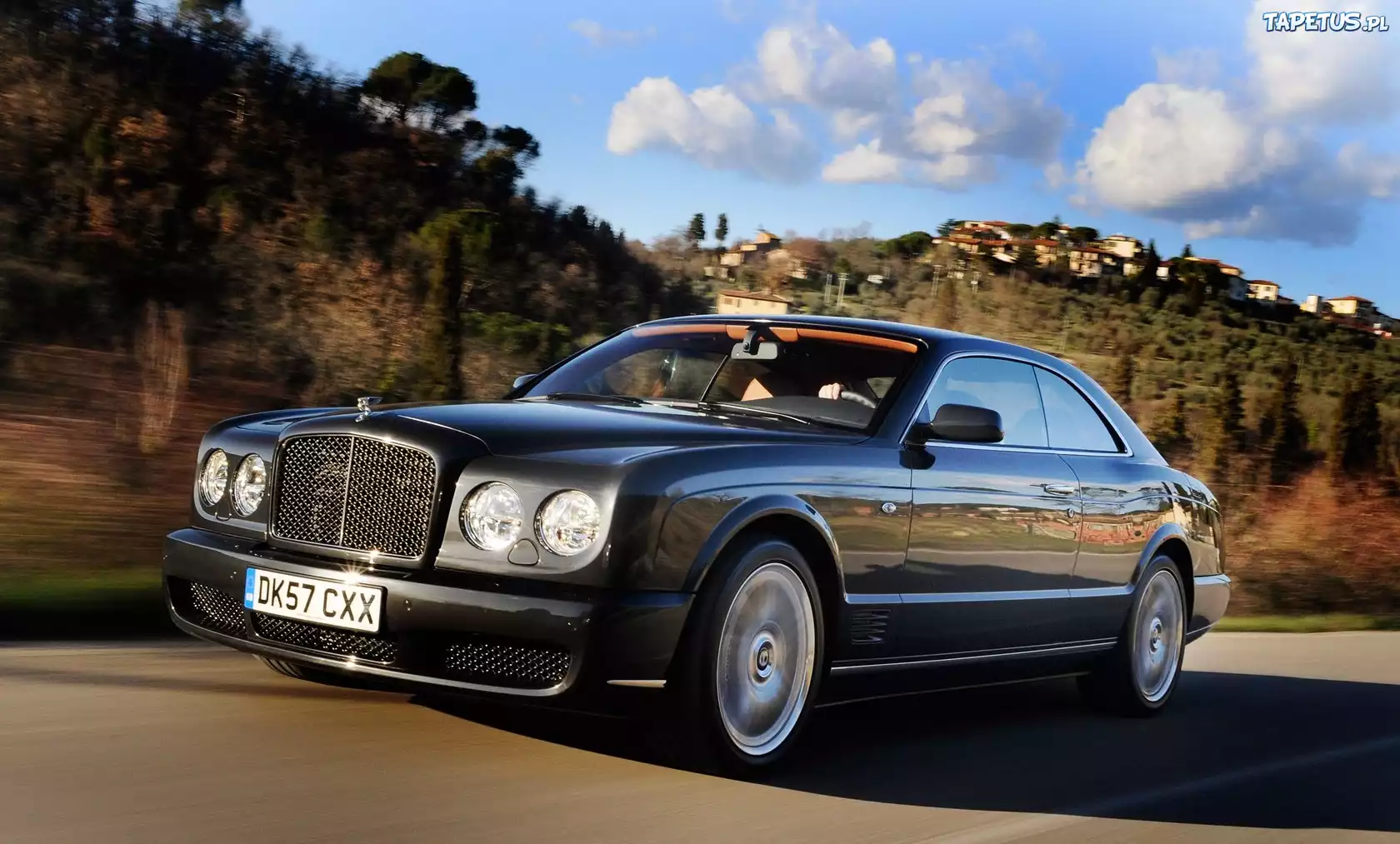 Czarny, Bentley Brooklands