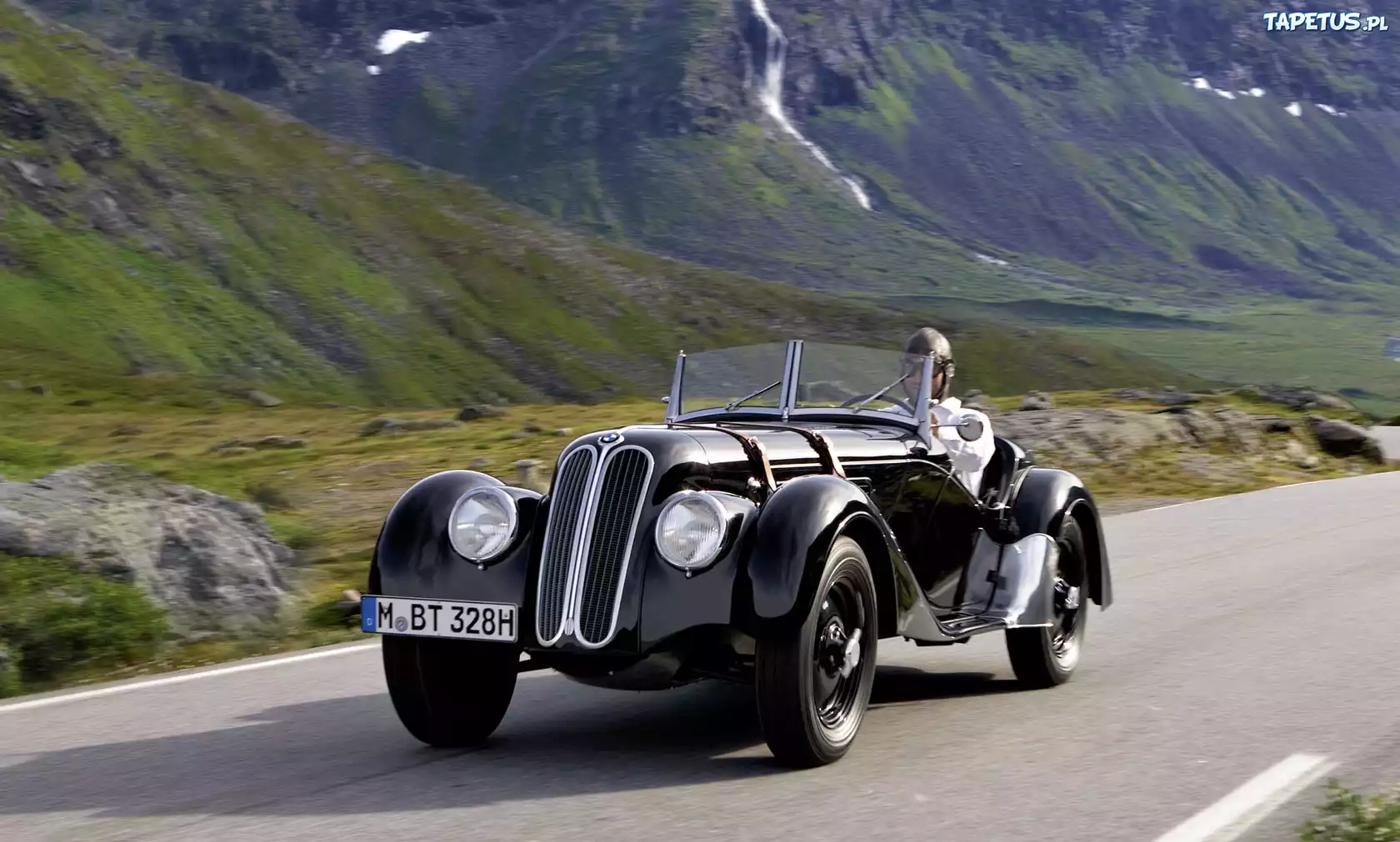 Czarne, BMW 328, Zabytek