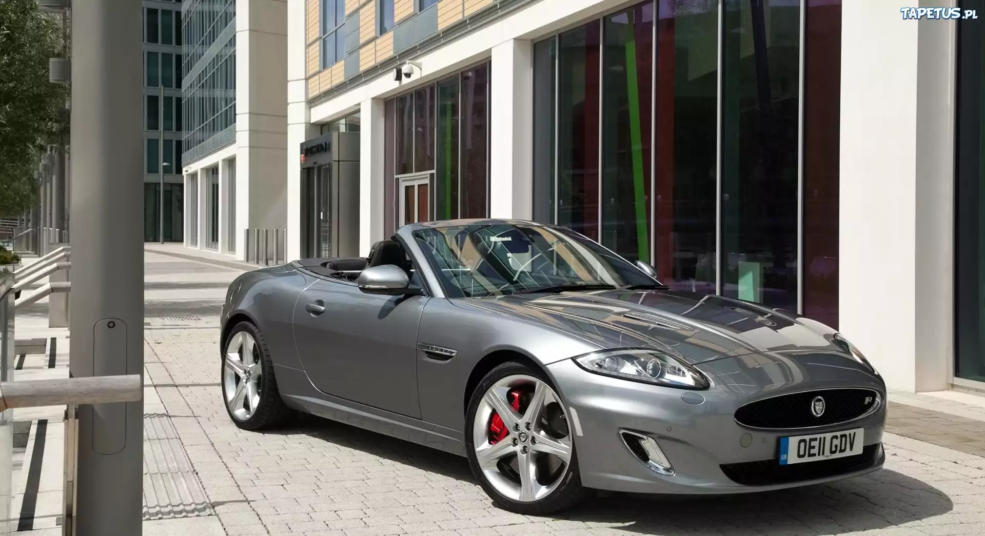 Szary, Jaguar XKR, Czerwone, Zaciski