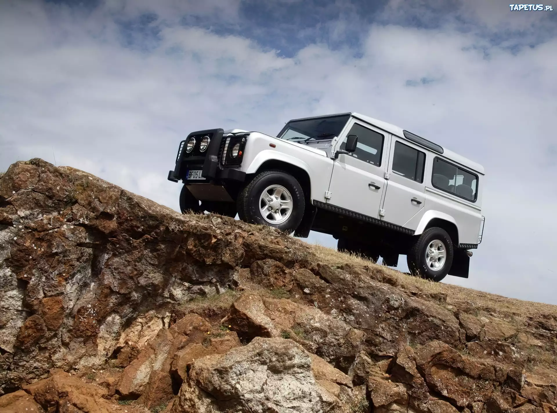 Land Rover Deferender, Wspinaczka
