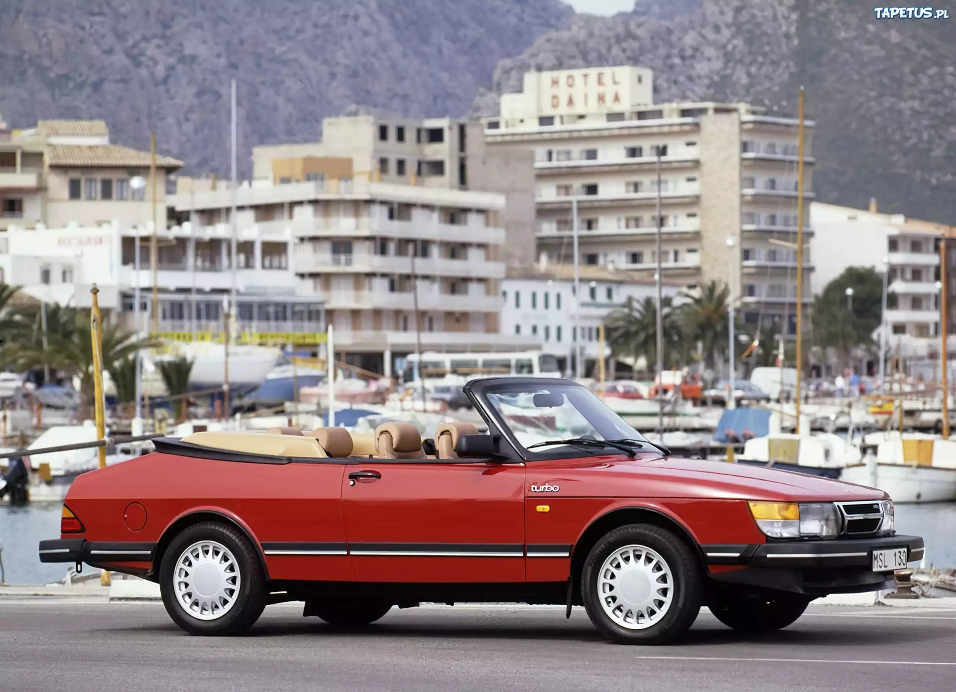 Czerwony, Saab 900, Kabriolet
