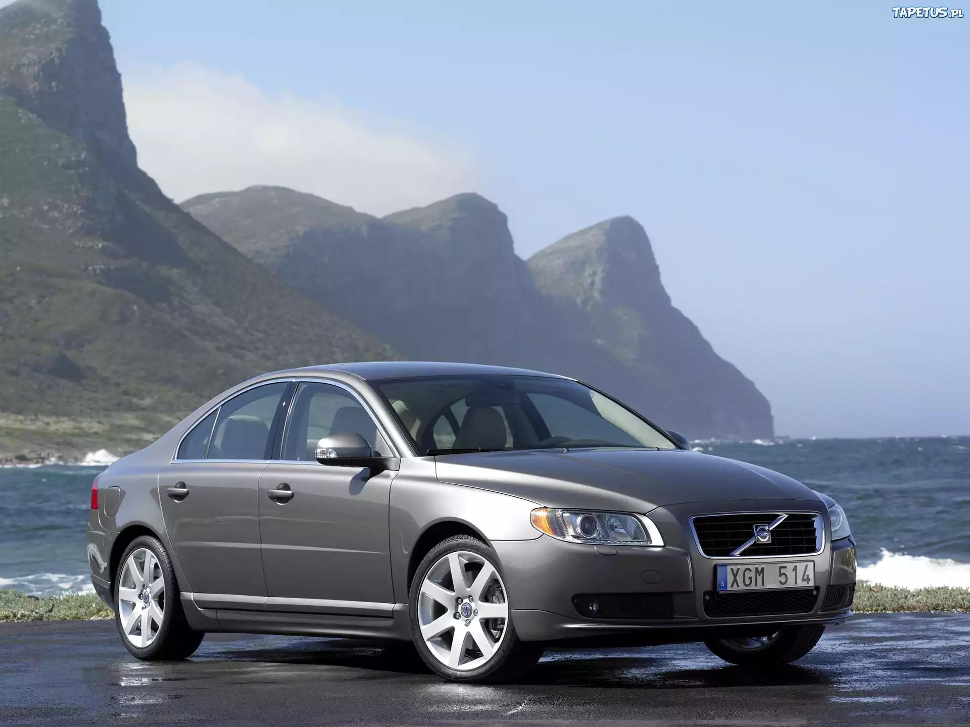 Volvo S-80, Zderzak, Maska