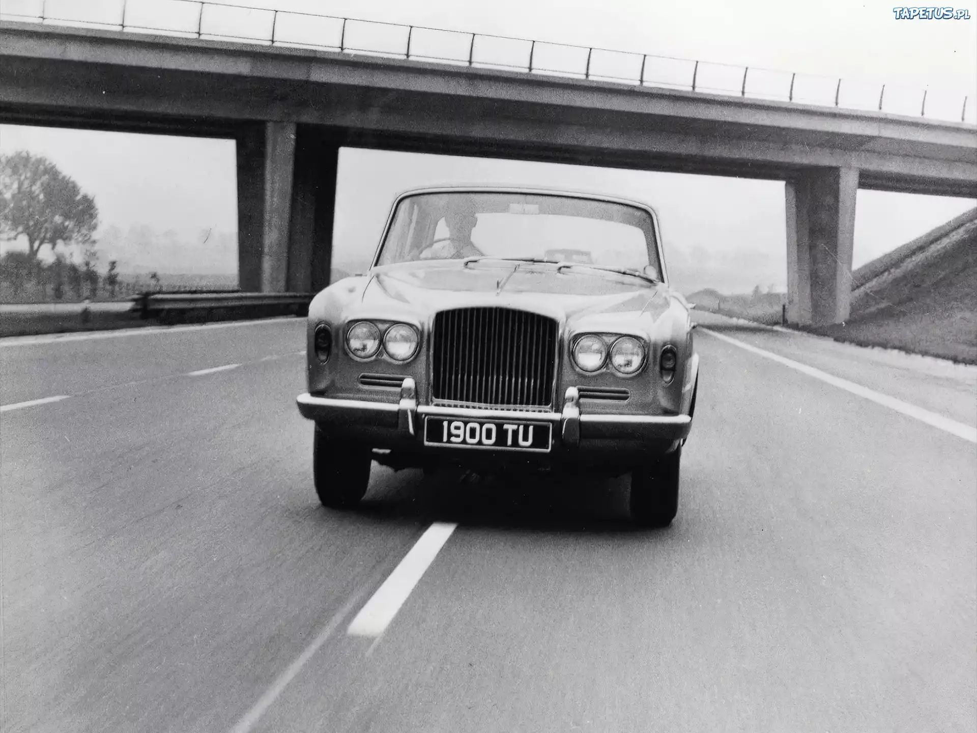 Bentley T2