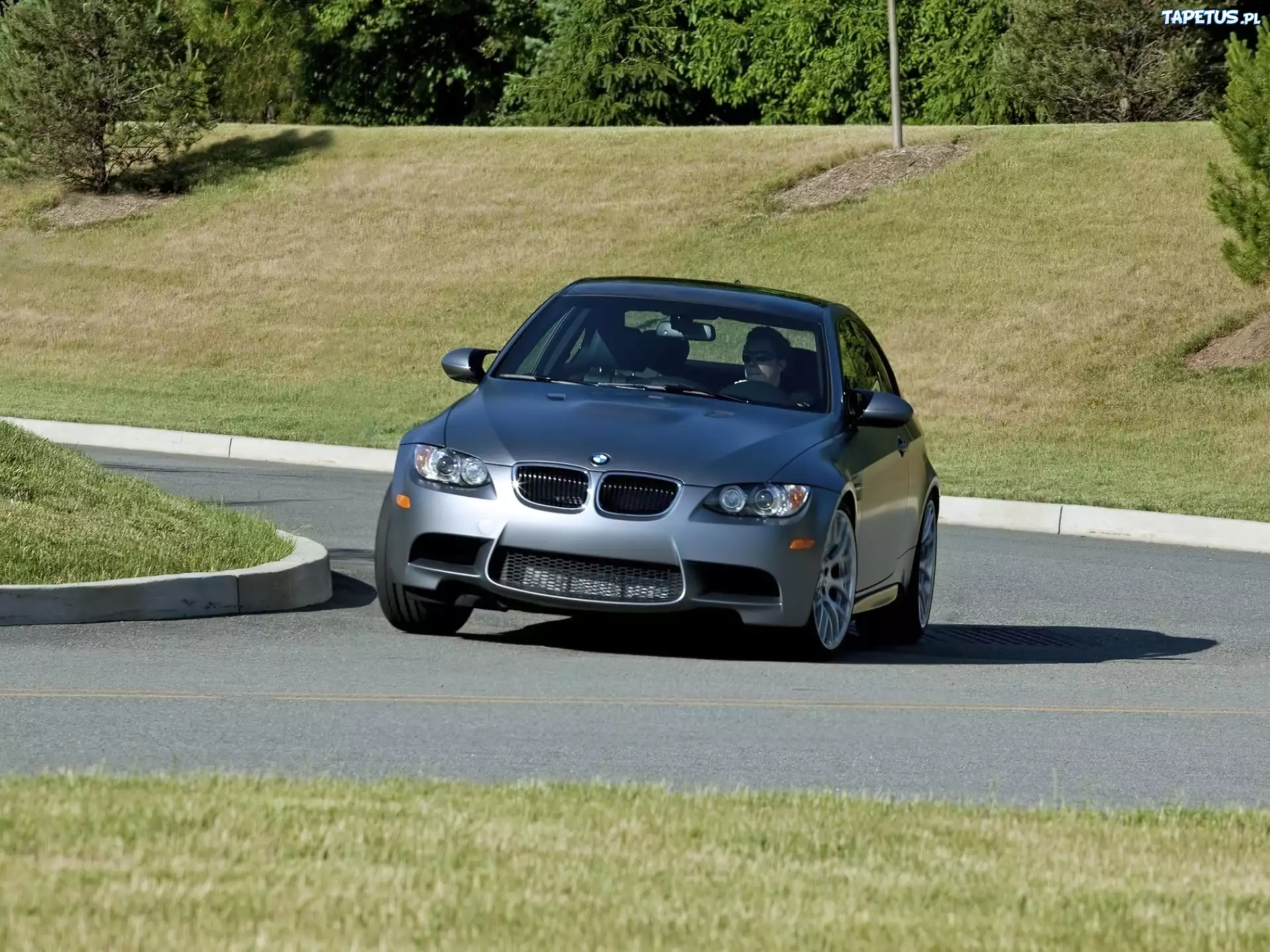 BMW M3, Frozen Gray Series, Zakręt