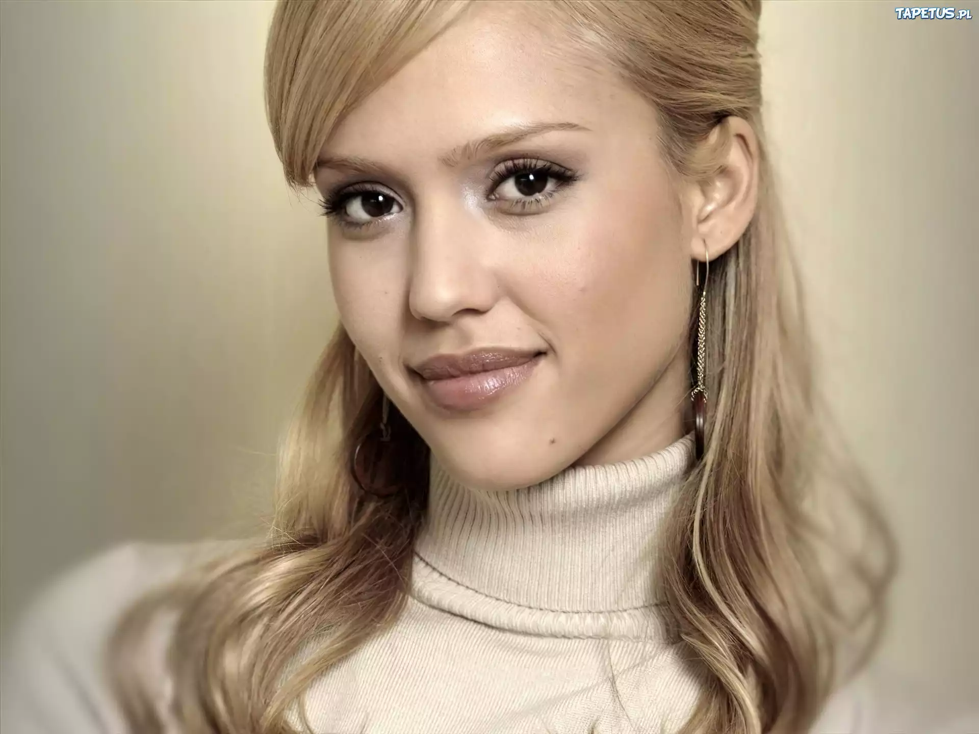 Jessica Alba, Kremowy, Golf