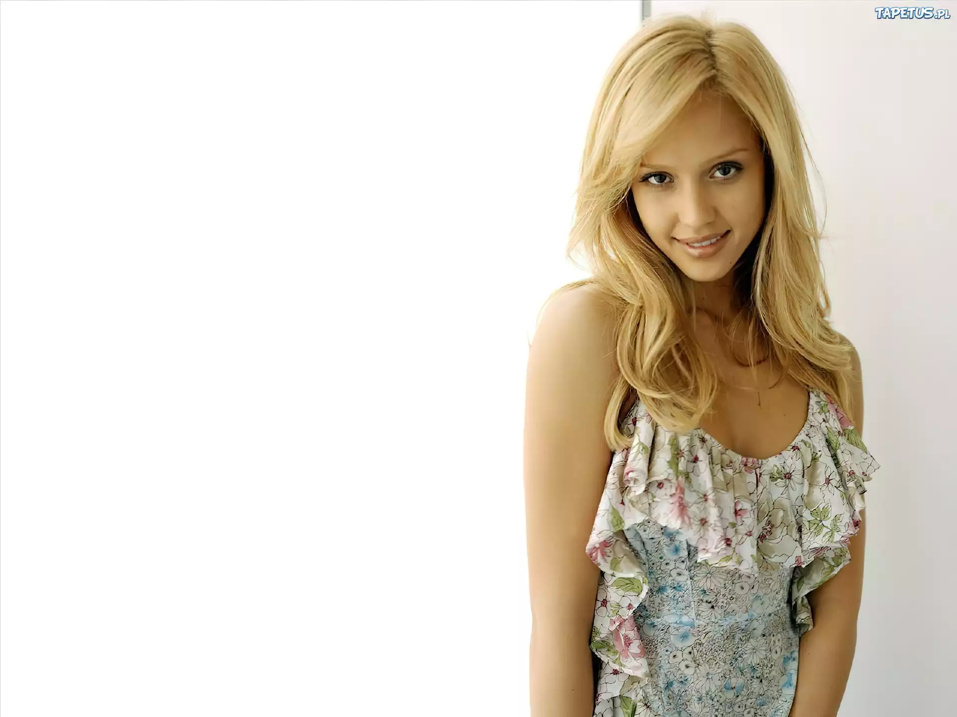 Blondynka, Jessica Alba
