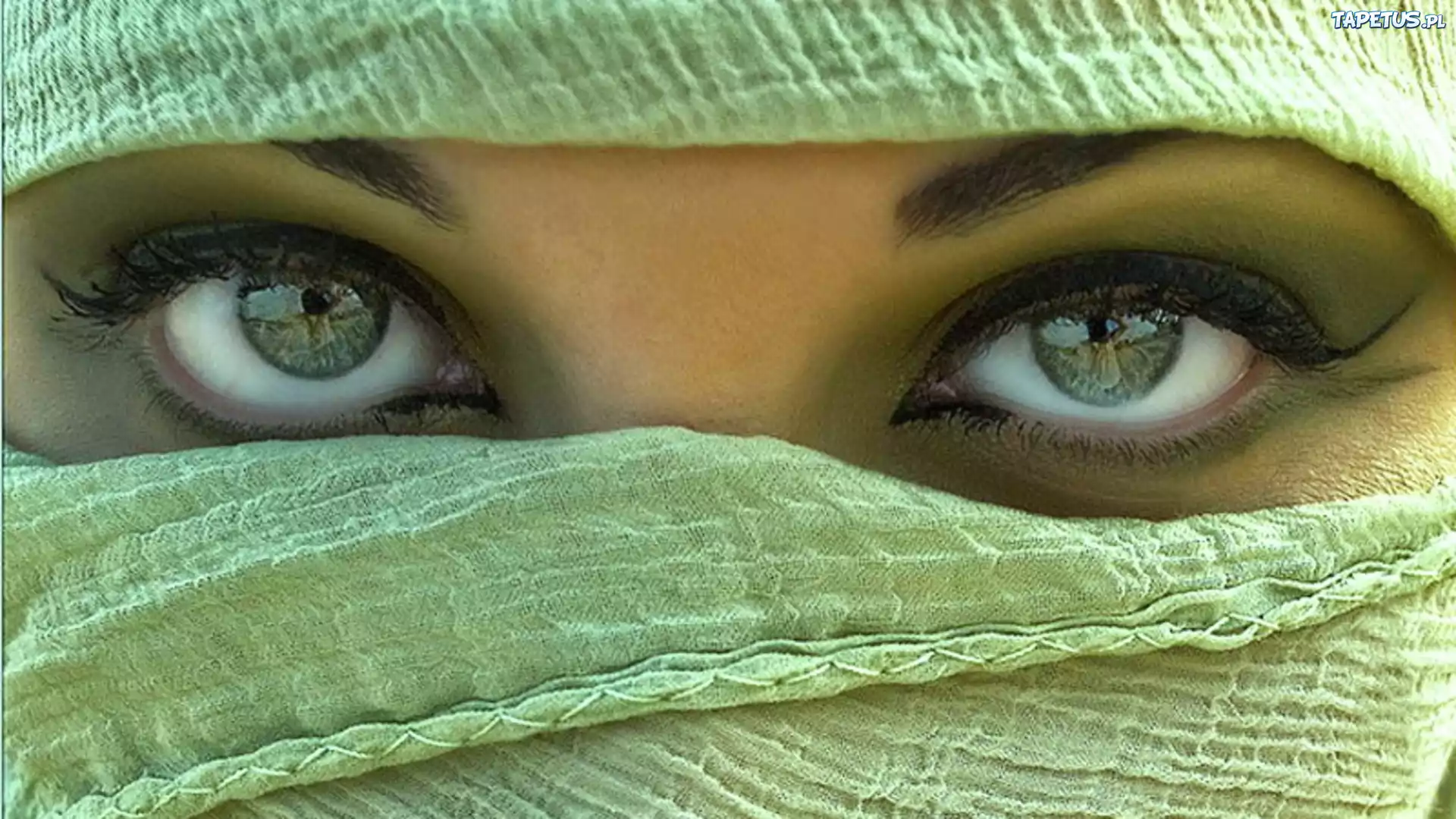 You have beautiful eyes. Красивые глаза. Глаза женщины. Красивые зеленые глаза. Красивые женские глаза.