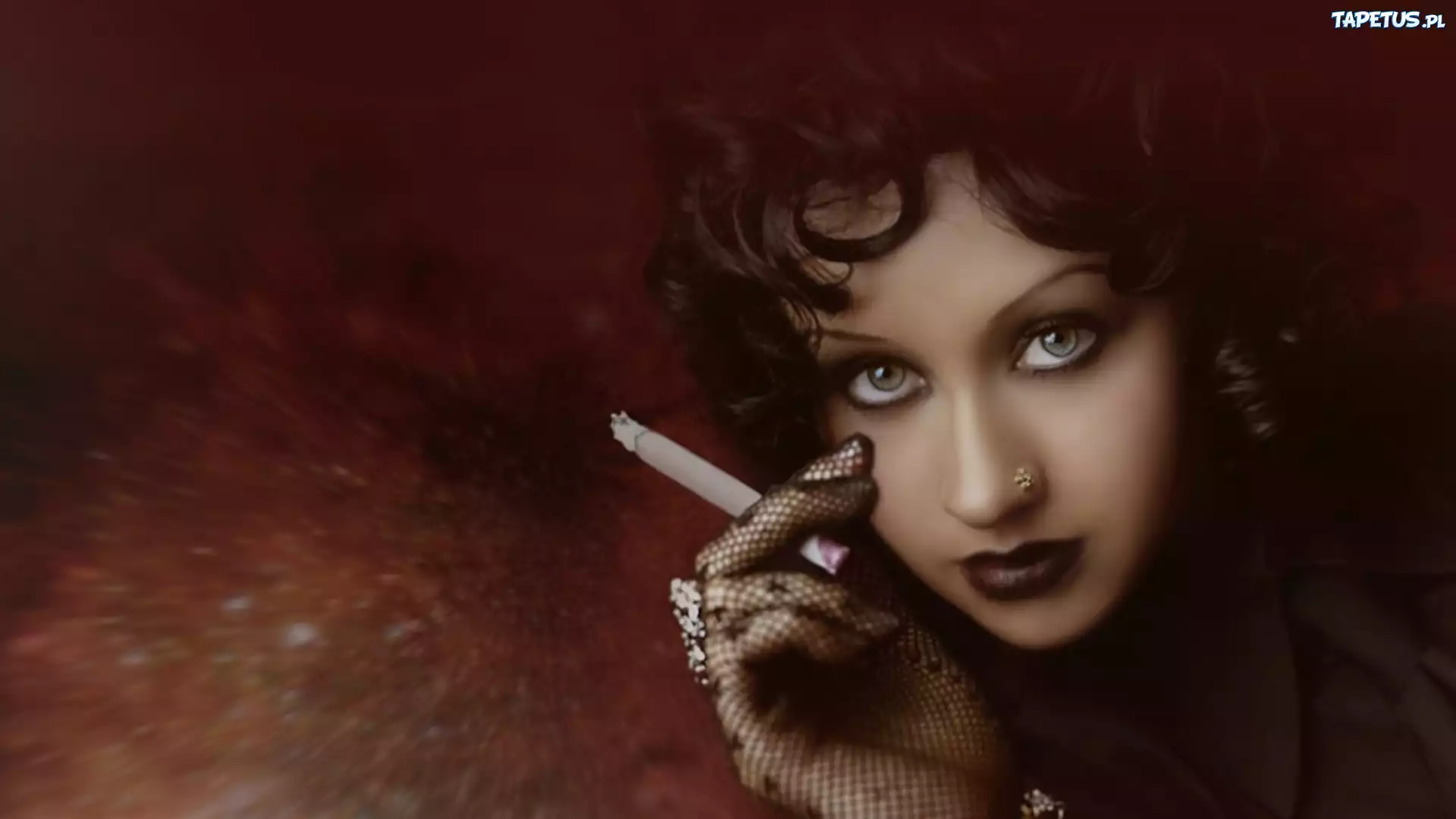 Christina Aguilera, Papieros