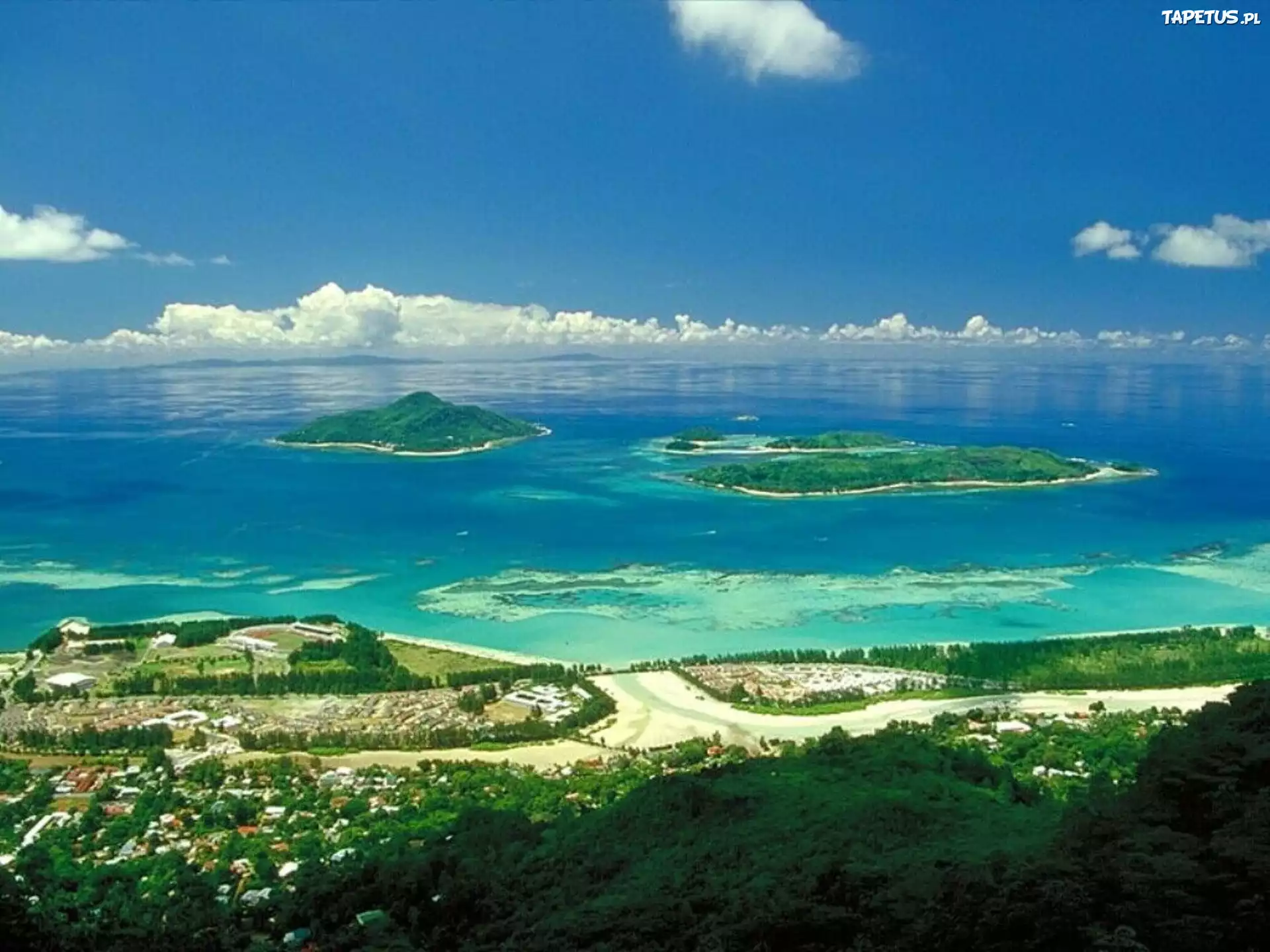Www island. Сейшельские острова. Индийский океан Сейшельские острова. Сейшелы остров Исланд. Альдабра Сейшельские острова.