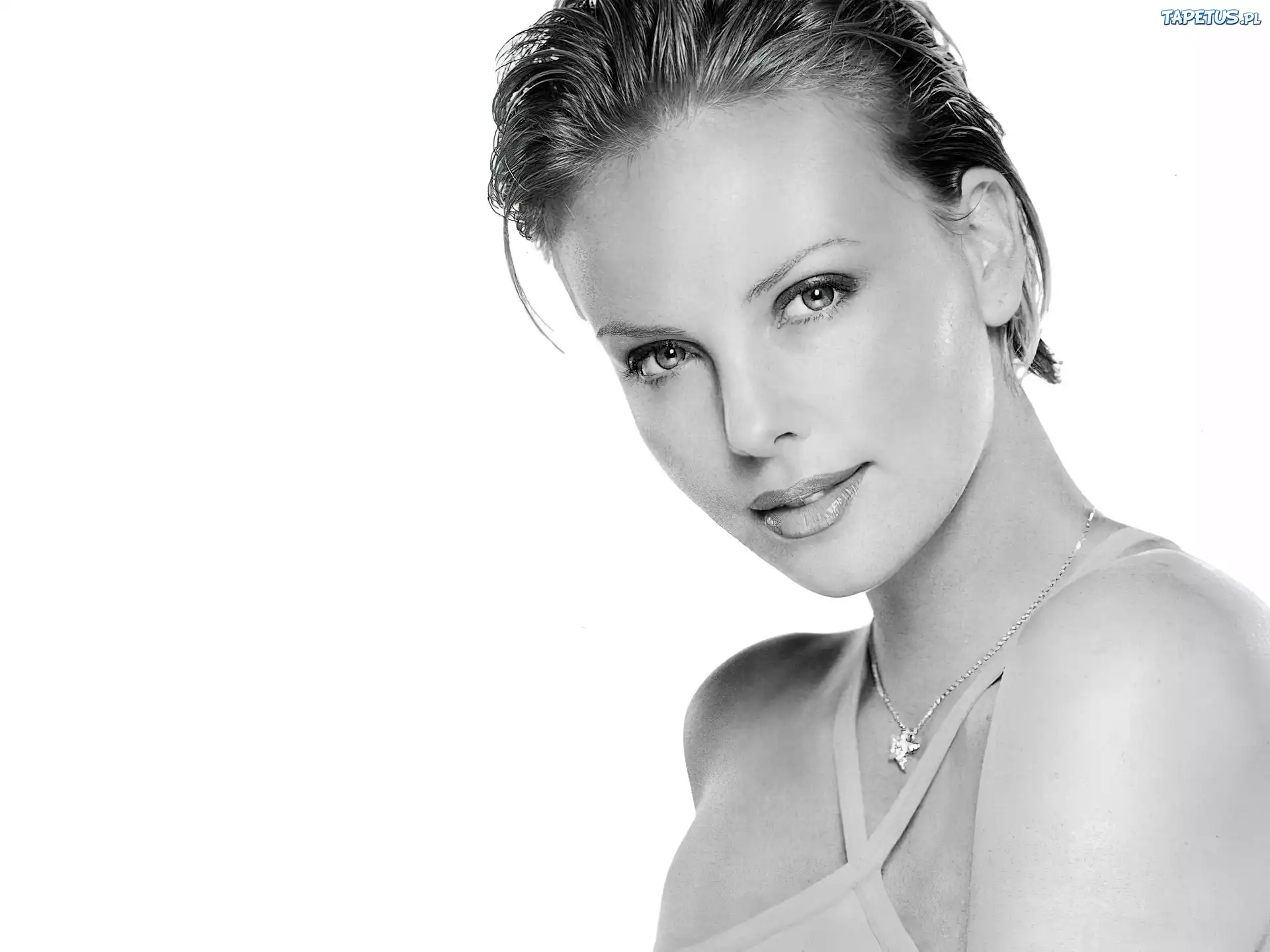 Charlize Theron,łańcuszek, wisiorek