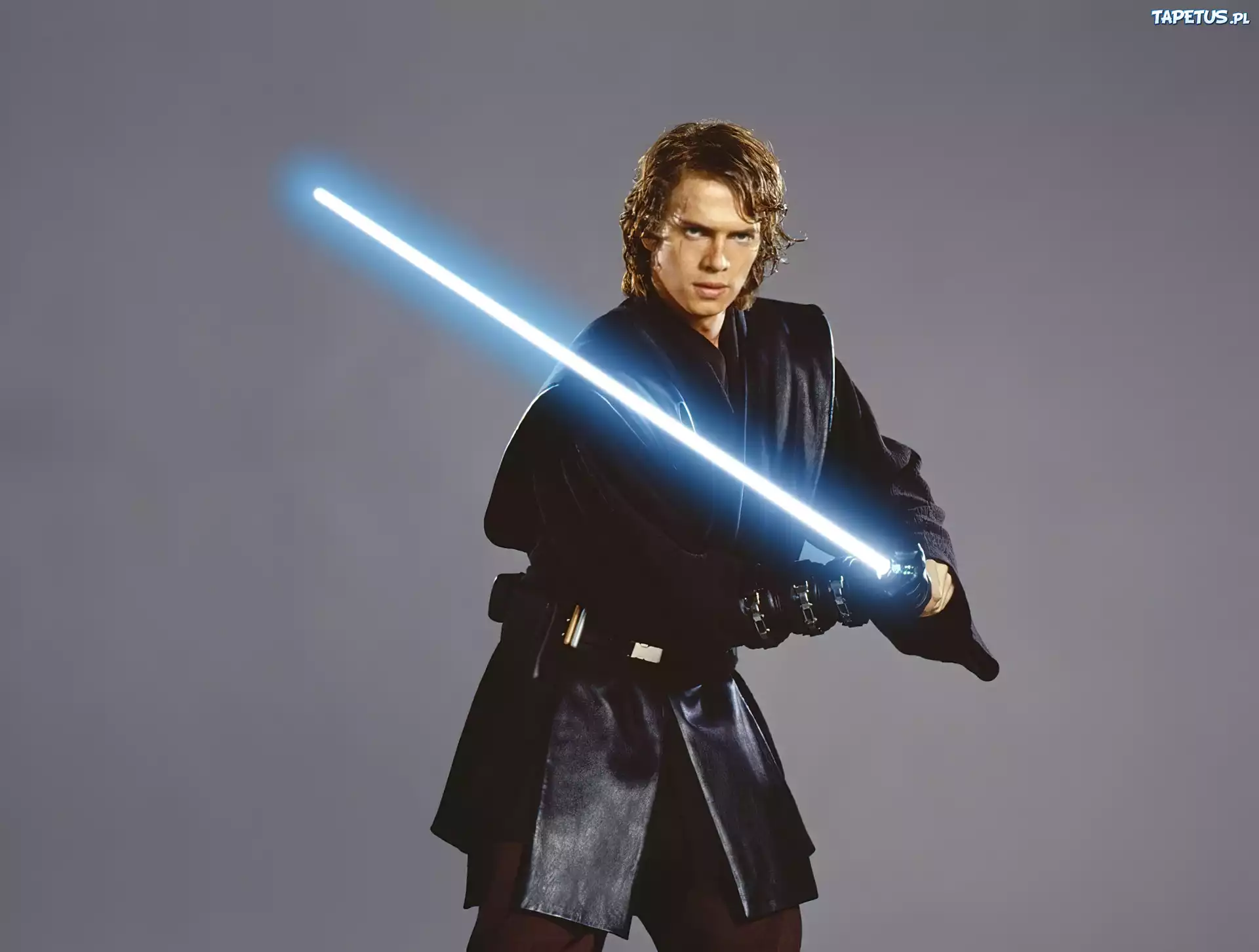 Hayden Christensen,kręcone włosy, miecz